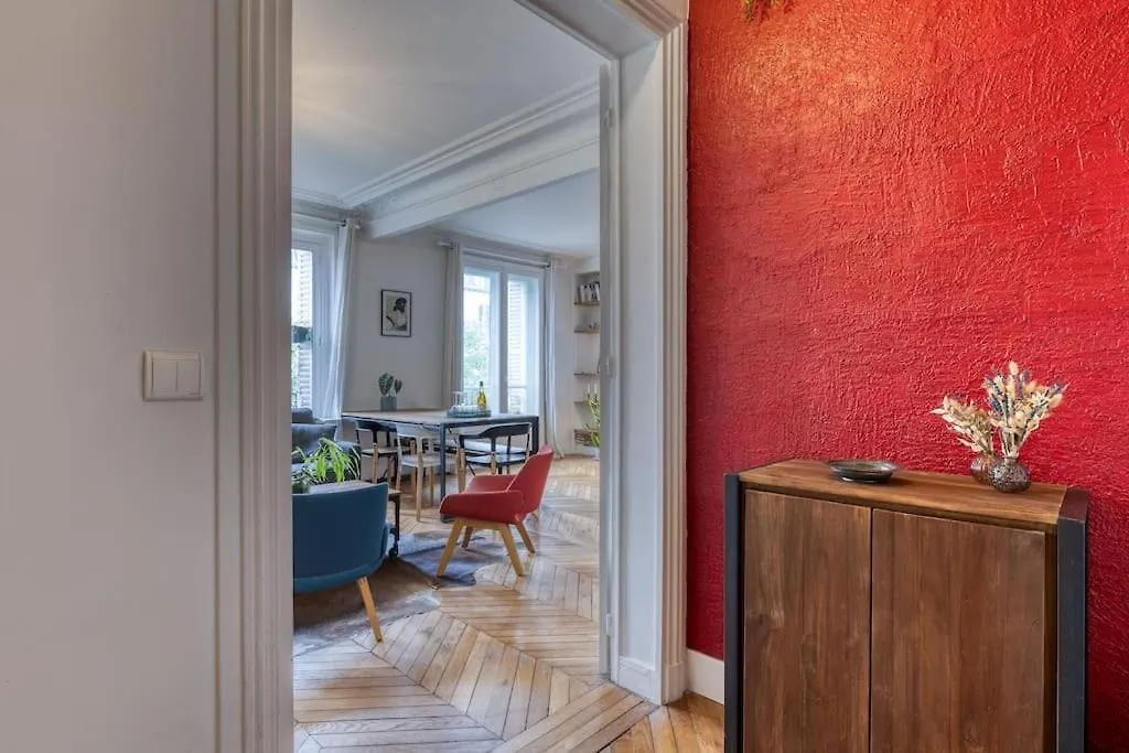 Dans Les Arbres A Montmartre Apartment Paris